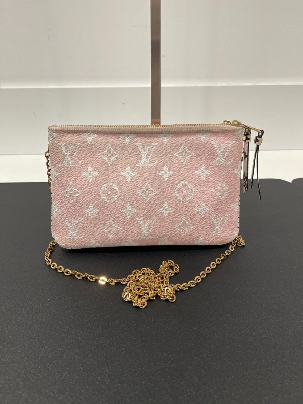 Louis Vuitton Double Zip Pochette Rouge Monogram Giant Canvas (JB1464) - Picture 2 of 11
